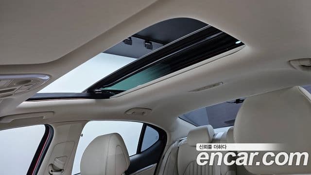 Genesis G70 2021 — Şəkil 19/33
