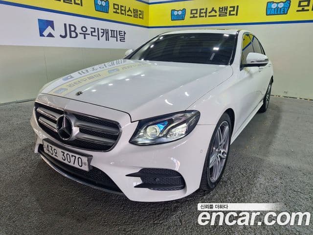 Mercedes-Benz E-Class 2018 — Фото 9/20