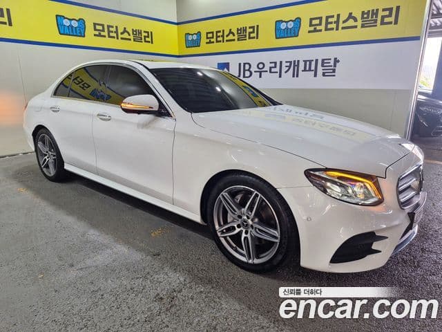 Mercedes-Benz E-Class 2018 — Фото 3/20