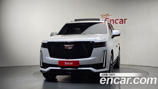 Cadillac Escalade 2023 — Фото 3/20