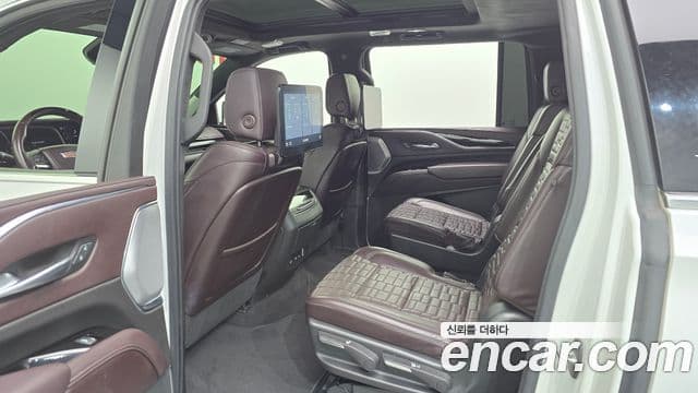 Cadillac Escalade 2021 — Photo 9/20