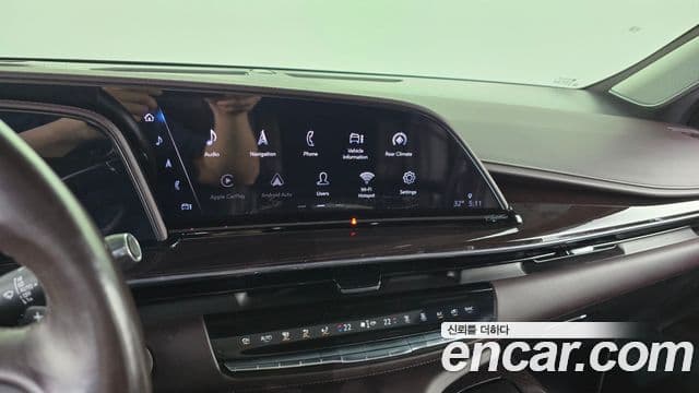 Cadillac Escalade 2021 — Photo 15/20