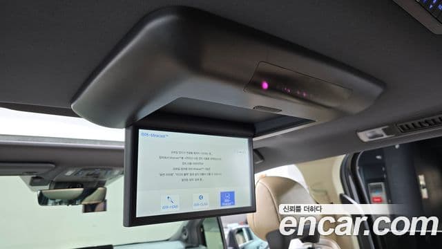 Toyota Sienna 2022 — ფოტო 25/32