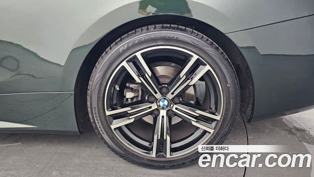 BMW 4 Series 2021 — Şəkil 15/31