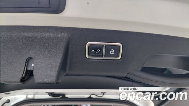 Kia Sorento 2021 — Фото 19/20