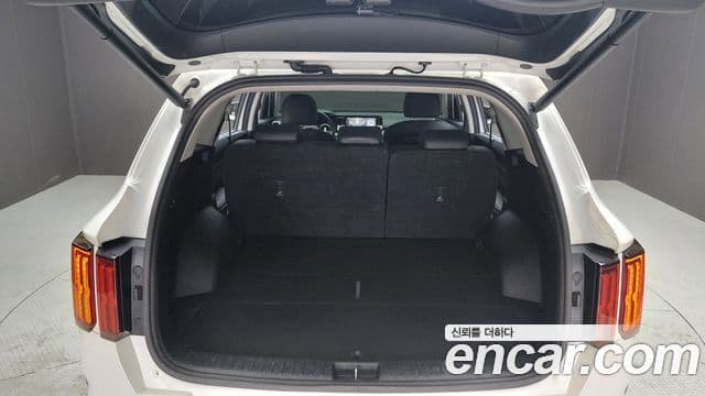 Kia Sorento 2021 — Şəkil 21/36