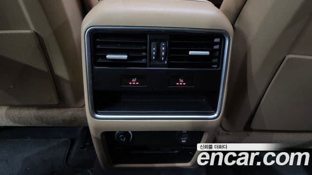 Porsche Cayenne 2019 — ფოტო 1/36