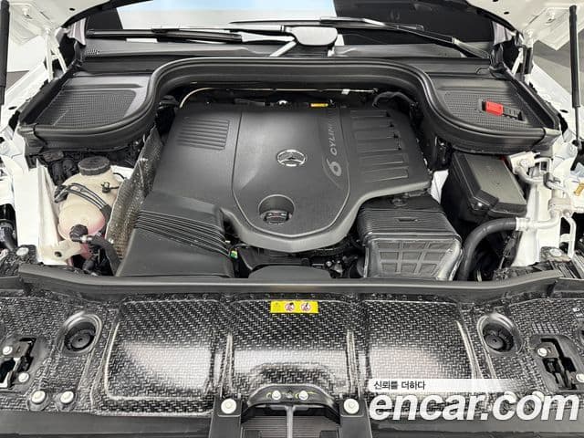 Mercedes-Benz GLE-Class 2026 — Photo 10/20