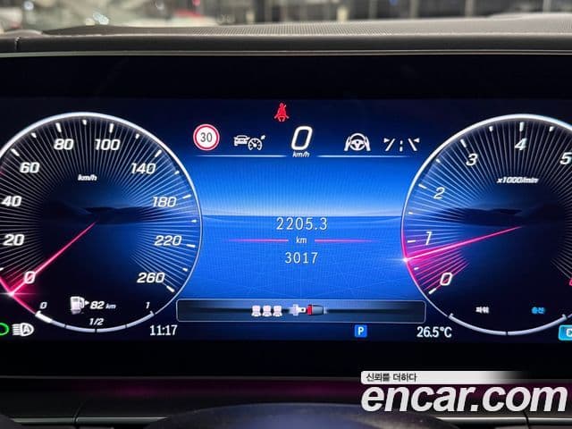 Mercedes-Benz GLE-Class 2026 — Photo 18/20