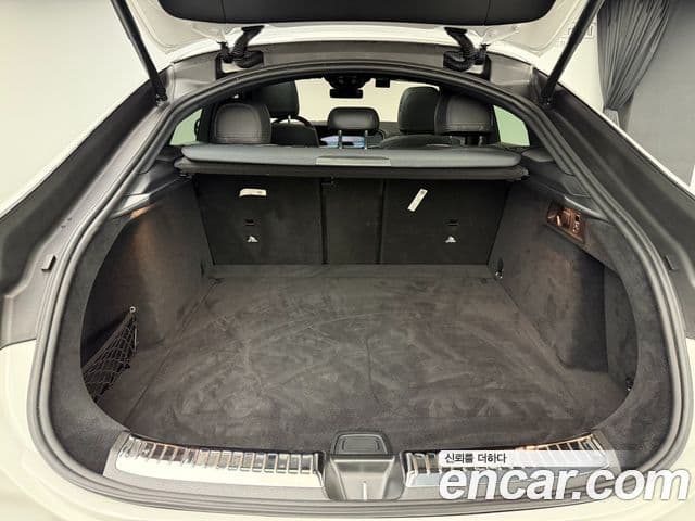 Mercedes-Benz GLE-Class 2026 — Photo 12/20