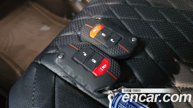 Jeep Wrangler 2025 — Şəkil 6/30