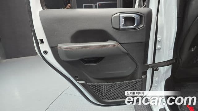 Jeep Wrangler 2025 — Şəkil 1/30
