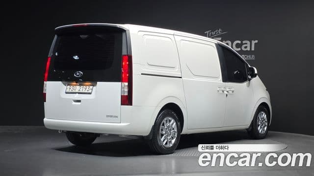 Hyundai Staria 2021 — Şəkil 30/30