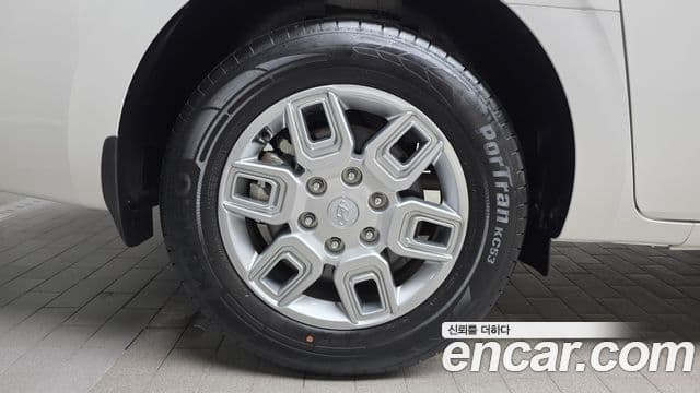 Hyundai Staria 2021 — Şəkil 11/30