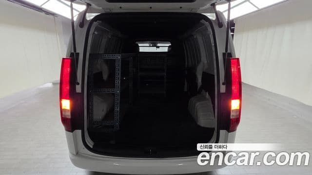 Hyundai Staria 2021 — Şəkil 2/30