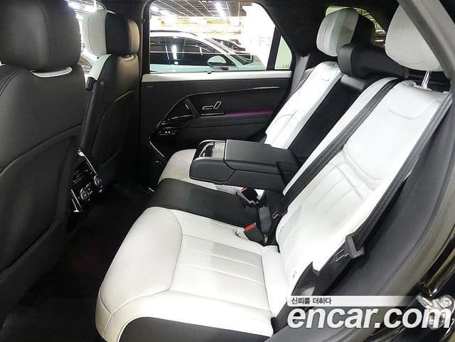 Land Rover Range Rover Sport 2025 — Photo 17/20