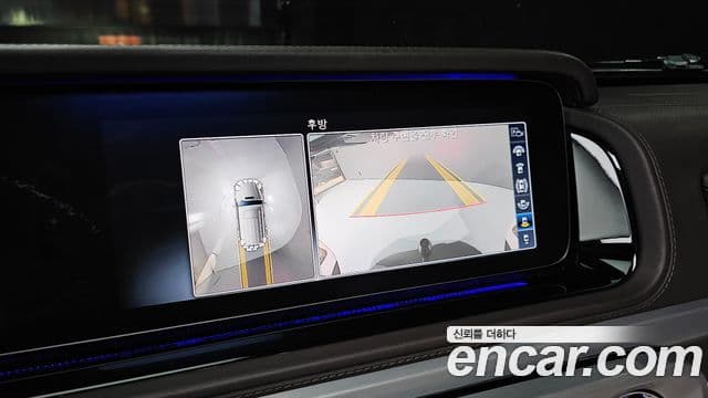 Mercedes-Benz G-Class 2021 — Photo 3/32