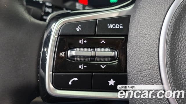 Kia Carnival 2024 — Фото 15/20