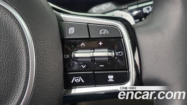 Kia Carnival 2024 — Фото 16/20