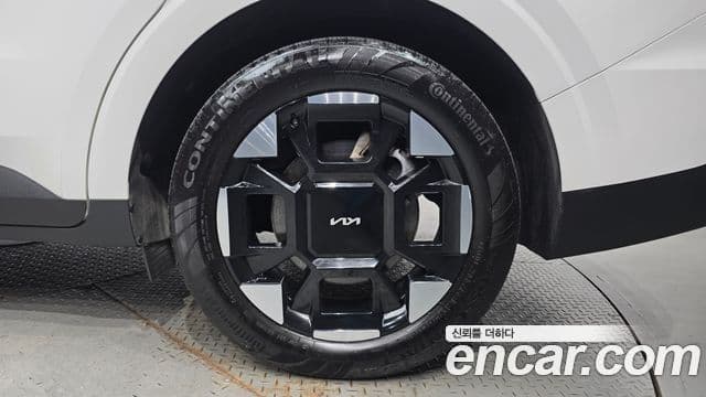 Kia Carnival 2024 — Photo 31/34