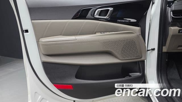 Kia Carnival 2024 — Photo 12/34