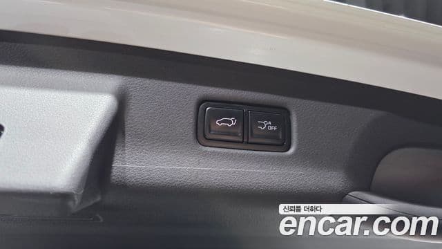 Kia Carnival 2024 — Şəkil 18/34