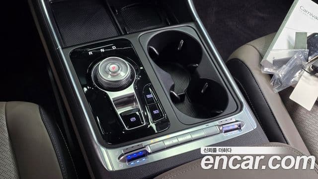 Kia Carnival 2024 — Фото 9/20