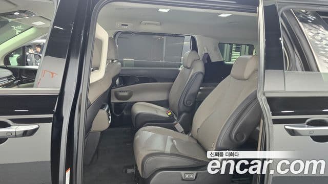 Kia Carnival 2024 — Фото 11/20