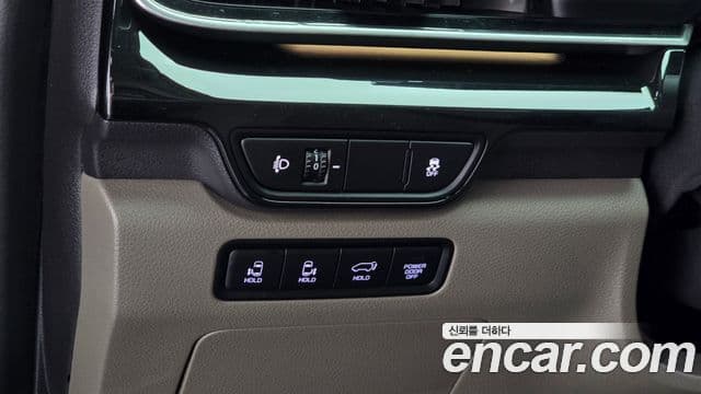 Kia Carnival 2024 — Фото 13/20