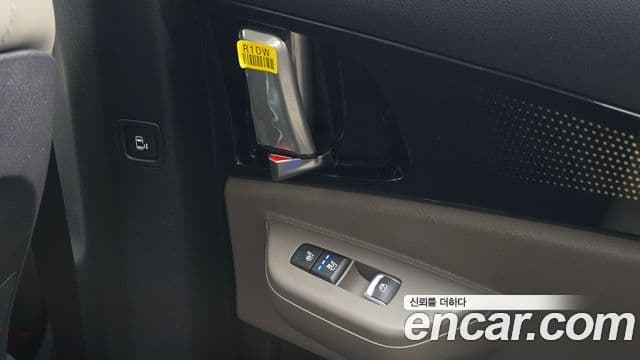 Kia Carnival 2024 — Şəkil 18/31