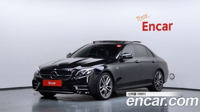 Mercedes-Benz E-Class 2020 — Photo 35/36