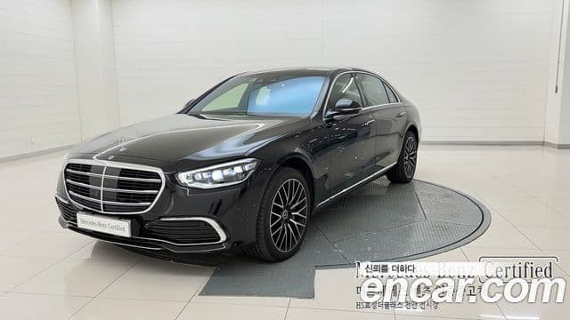 Mercedes-Benz S-Class 2025 — Photo 10/20