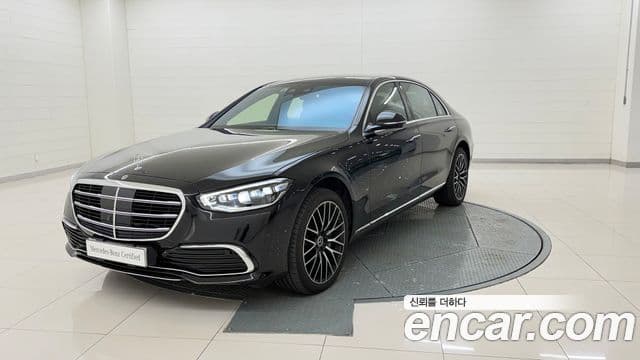 Mercedes-Benz S-Class 2025 — Photo 15/20