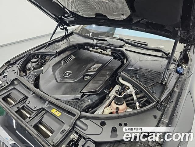 Mercedes-Benz S-Class 2022 — Photo 7/20