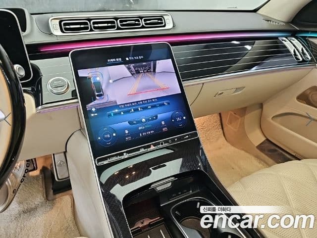 Mercedes-Benz S-Class 2022 — Photo 11/20