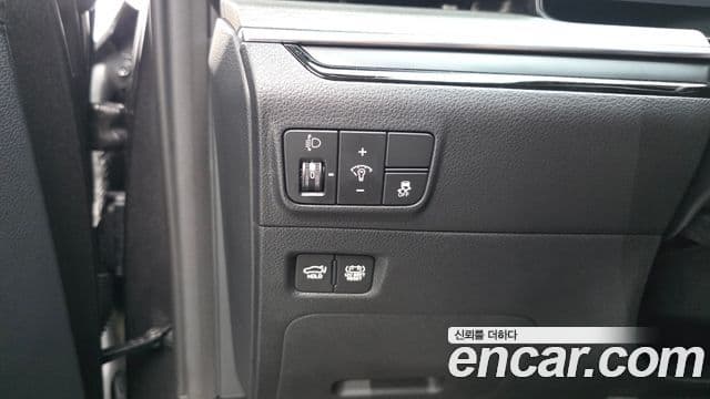 Kia K5 2025 — Photo 2/31