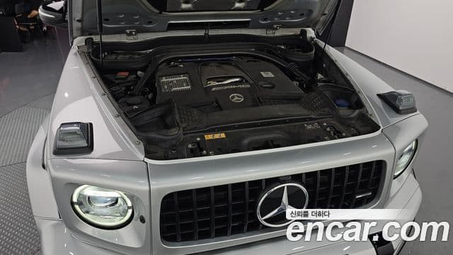Mercedes-Benz G-Class 2021 — Photo 2/20