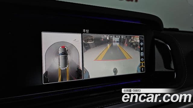 Mercedes-Benz G-Class 2021 — Photo 17/20