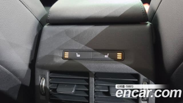 Land Rover Discovery Sport 2020 — Şəkil 19/35