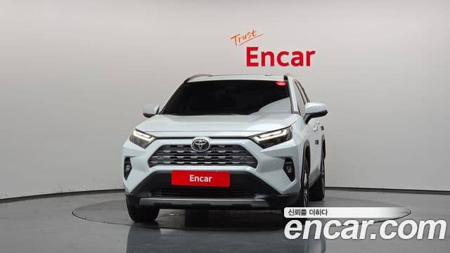 Toyota RAV4 2025 — Şəkil 14/20