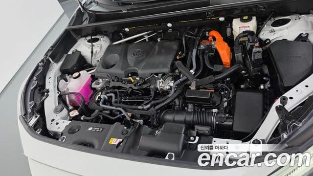 Toyota RAV4 2025 — Şəkil 18/20