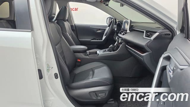 Toyota RAV4 2025 — Şəkil 3/20
