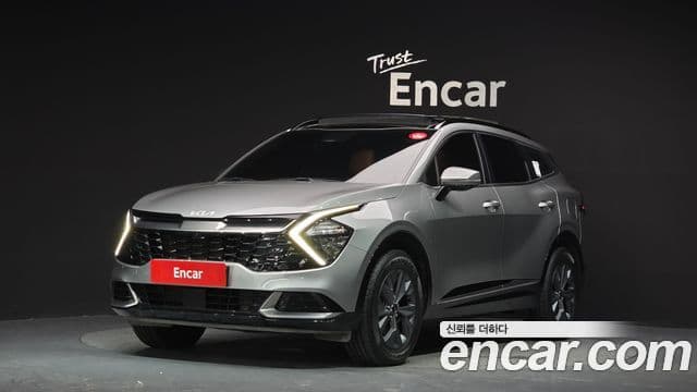 Kia Sportage 2021 — Фото 1/20