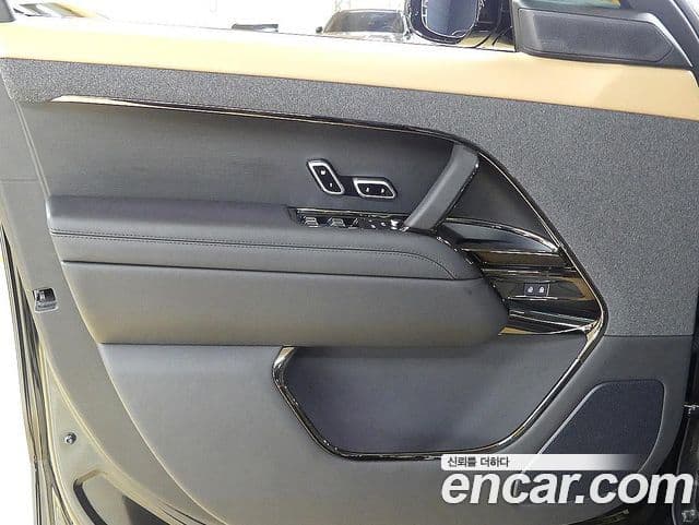 Land Rover Range Rover Sport 2025 — Фото 14/20