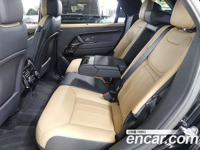 Land Rover Range Rover Sport 2025 — Фото 16/20