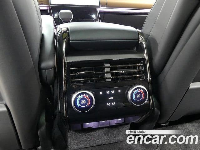 Land Rover Range Rover Sport 2025 — Фото 17/20