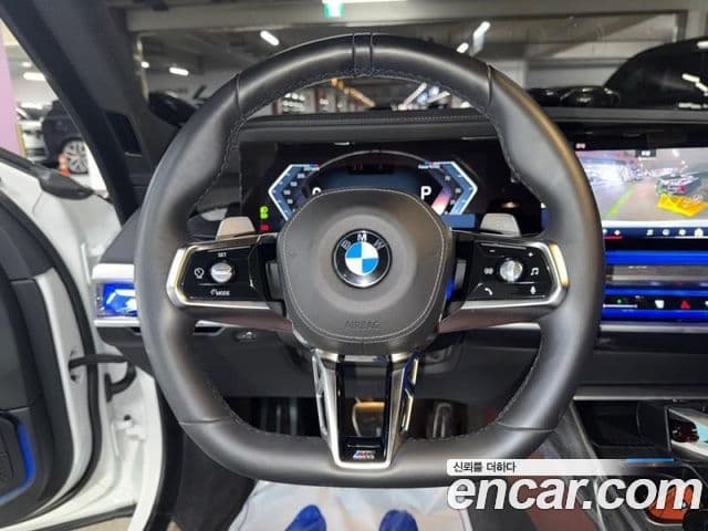 BMW 7 Series 2024 — Photo 11/20