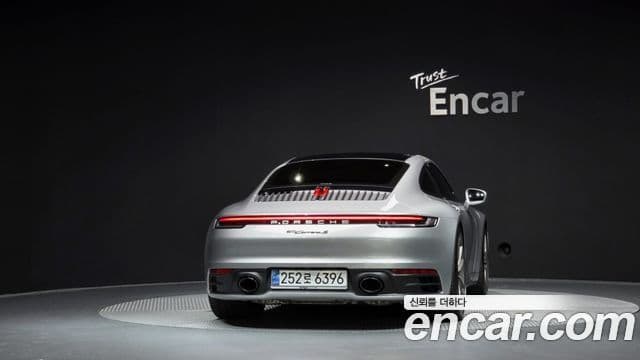 Porsche 911 2024 — Photo 33/36