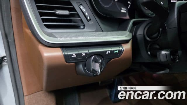 Porsche 911 2024 — Photo 13/36