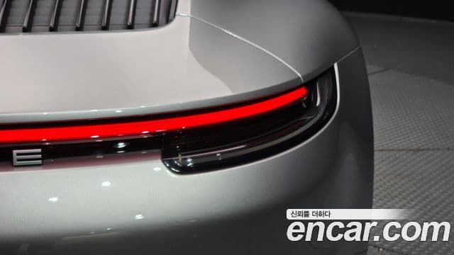 Porsche 911 2024 — Photo 35/36